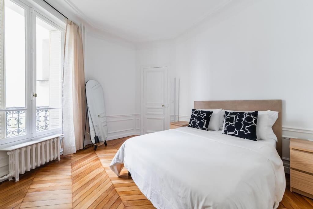 Haussmannian Apartment, Near Champs-Elysees Paříž Exteriér fotografie